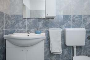 Village house Ana Dubravica