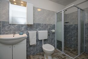 Village house Ana Dubravica