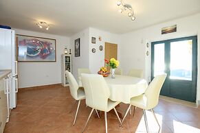 Village house Ana Dubravica