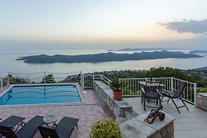 Village house Ana Dubravica