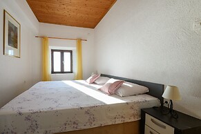 Village house Ana Dubravica