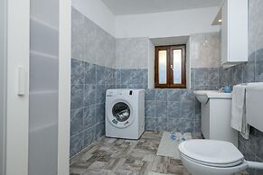 Village house Ana Dubravica