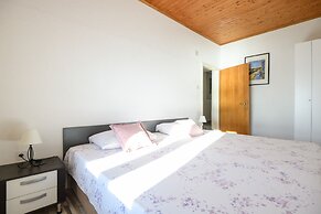 Village house Ana Dubravica