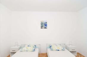 Vintage Dream Peyton Apartment