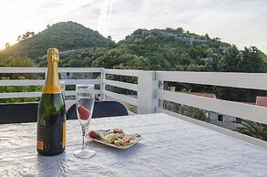 Apartments Dora Mljet