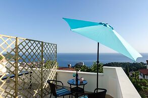 Cin & Co Central Apartments