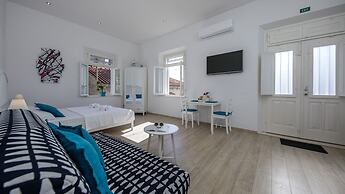 Ivano's studio apartments