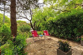 Leona & Borna Central Suites