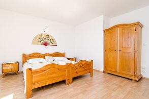 Apartments Šestanović