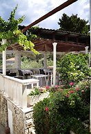 Guest House Matana Pomena