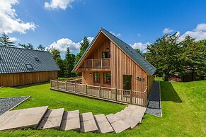 Lord Galloway 37 With Hot Tub, Newton Stewart