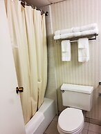 Klopfenstein Inn and Suites