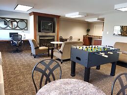 Klopfenstein Inn and Suites