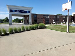 Klopfenstein Inn and Suites