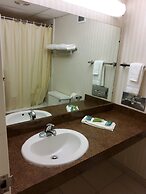 Klopfenstein Inn and Suites