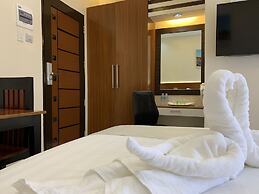 Villa MJ Maristela Beach Resort