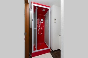 Red Door House Osaka