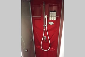 Red Door House Osaka