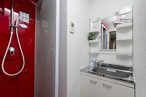 Red Door House Osaka