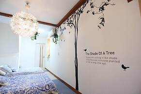 Red Door House Osaka