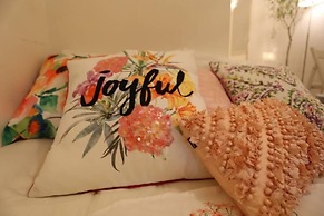 Red Door House Osaka