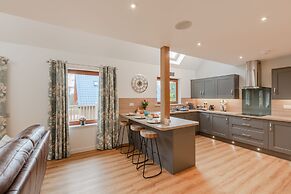 Lord Galloway 38 With Hot Tub, Newton Stewart