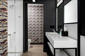 Aloft Atlanta at The Battery Atlanta