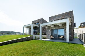 Terra Olivia Luxury Villas and Suites