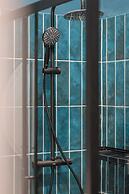 Maphi Bleu - Urban Suite