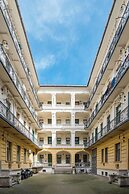 Maphi Bleu - Urban Suite