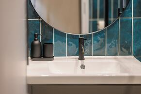 Maphi Bleu - Urban Suite