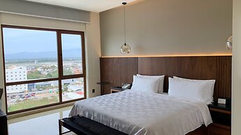 Holiday Inn & Suites Puerto Vallarta Marina & Golf by IHG