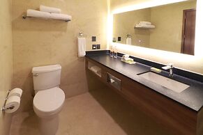 Holiday Inn & Suites Puerto Vallarta Marina & Golf by IHG