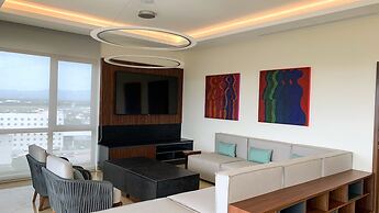 Holiday Inn & Suites Puerto Vallarta Marina & Golf by IHG