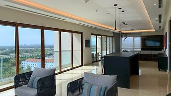 Holiday Inn & Suites Puerto Vallarta Marina & Golf by IHG