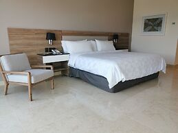 Holiday Inn & Suites Puerto Vallarta Marina & Golf by IHG