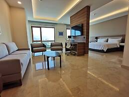 Holiday Inn & Suites Puerto Vallarta Marina & Golf by IHG