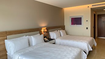 Holiday Inn & Suites Puerto Vallarta Marina & Golf by IHG