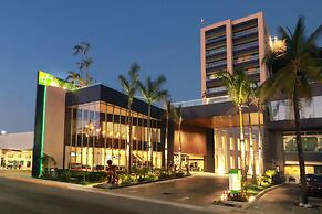 Holiday Inn & Suites Puerto Vallarta Marina & Golf by IHG