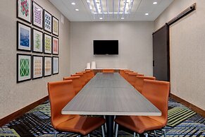 Holiday Inn Express & Suites Grand Rapids South - Wyoming by IHG