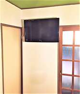 Spacious Apartment Sunshine City