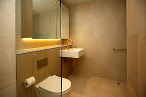 Top Notch 1 Bedroom 201 CALIBRE