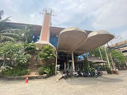 OYO 903 Madame Kim Hostel