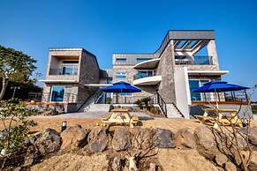 Swimeong Spa Pension