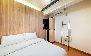 Siam Subway Hostel and Café