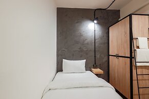 Siam Subway Hostel and Café