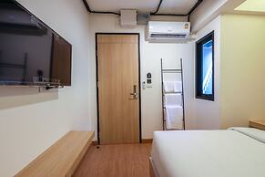 Siam Subway Hostel and Café