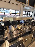 Siam Subway Hostel and Café