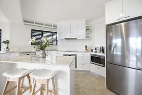 Crystal Shores Sunshine Beach