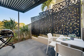 Crystal Shores Sunshine Beach